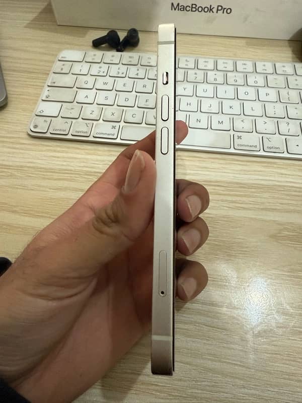 iPhone 13 128gb factory unlocked non pta 1