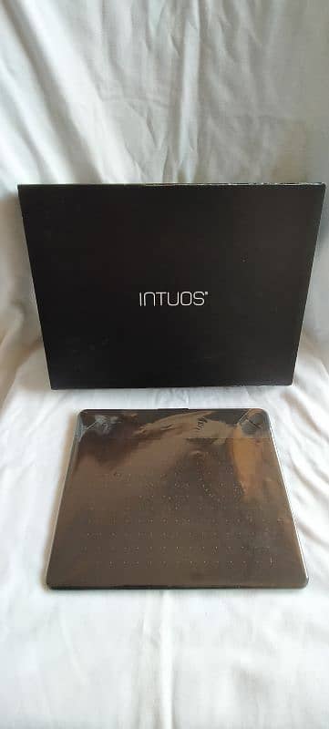 Wacom Intous Small CTH-490 Tablet. 0