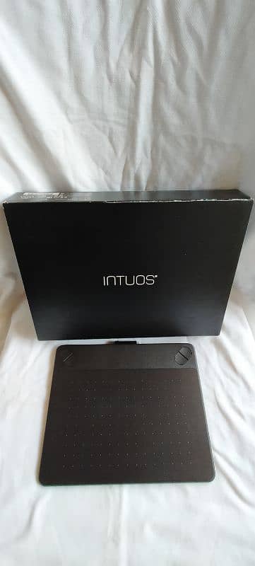 Wacom Intous Small CTH-490 Tablet. 1