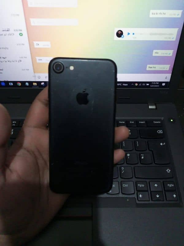 I phone 7 pta black color 3