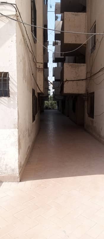 3bed d d flat for Rent Madina comfort 3