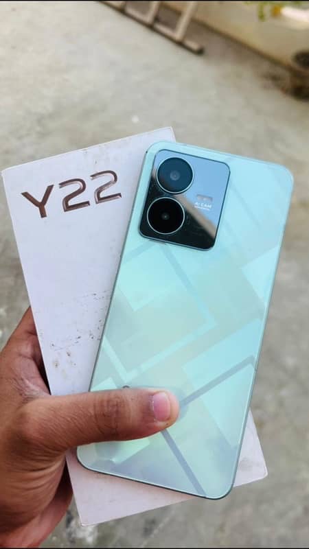 vivo y22 pta approved with box all okay for sale . . . . 0