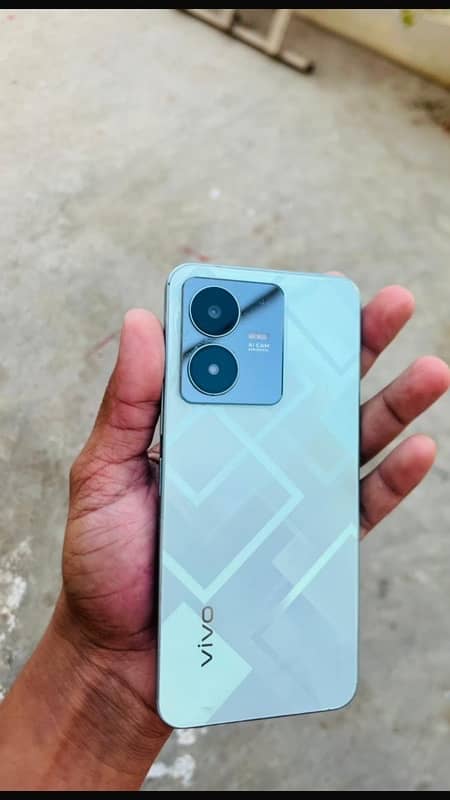 vivo y22 pta approved with box all okay for sale . . . . 4