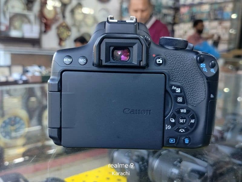 Canon 750D Dslr Camera | 18-55mm lens 2