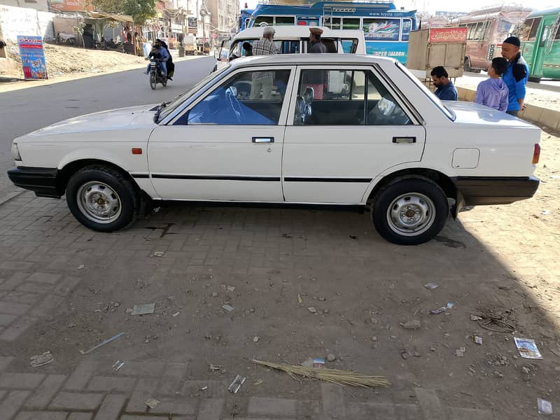 nissan sunny 1987 3