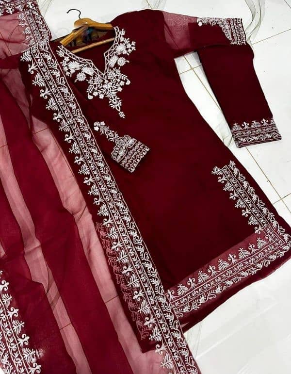 Elegant 3 Pcs Embroidered Organza Suit For Women 2