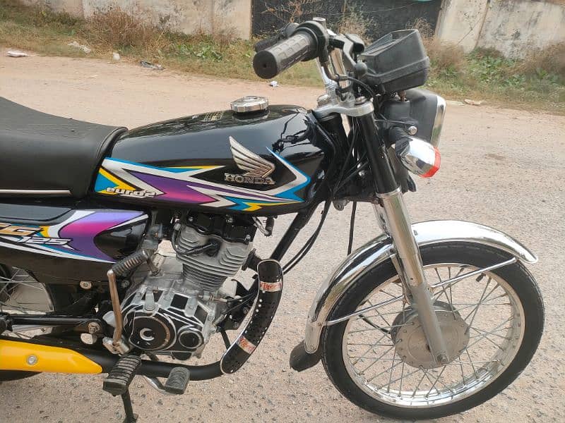 Honda 125 model 19 Good condition 4