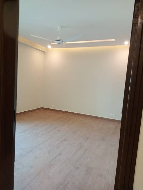 3 Bed Apartment Available for Sale in Askari 11 Lahore 20