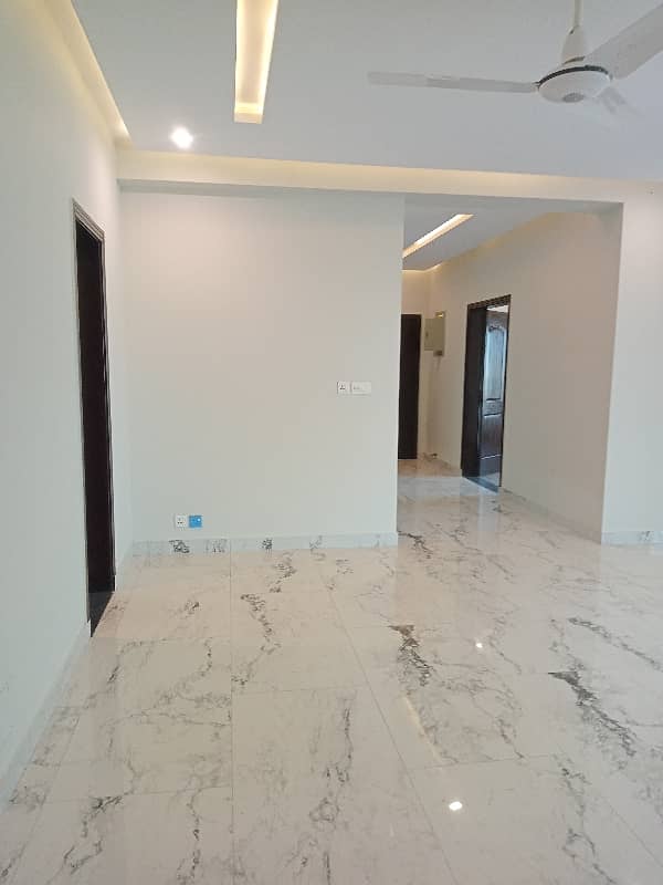 3 Bed Apartment Available for Sale in Askari 11 Lahore 25