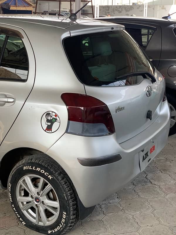 Toyota Vitz 2008 5