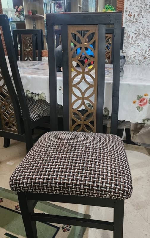 Dining Table (Six Seater) 3