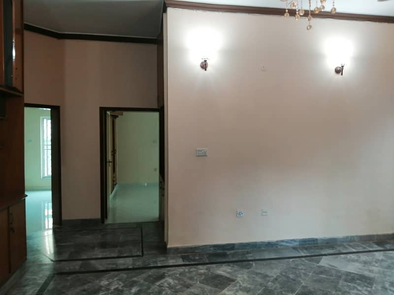 10 MARLA BEAUTIFUL SLIGHTLY USED HOUSE IS AVAILABLE FOR RENT ON TOP LOCATION OF PUNJAB SOCIETY PHASE 1 LAHORE 3