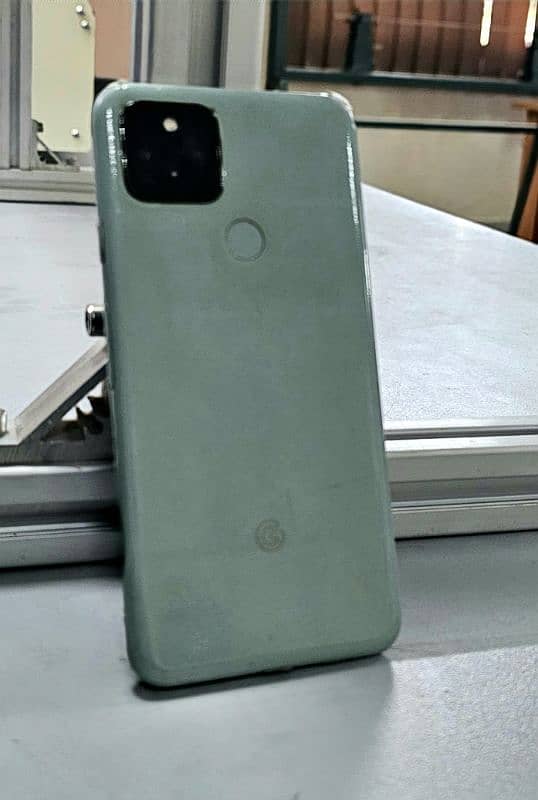 Google pixel 5 for sale - excellent condition 10/10 2