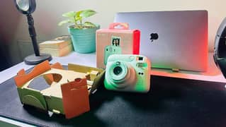 Fujifilm Instax mini 12