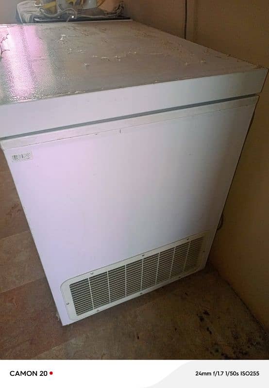 Dawlance Deep Freezer for sale 03122772184 3