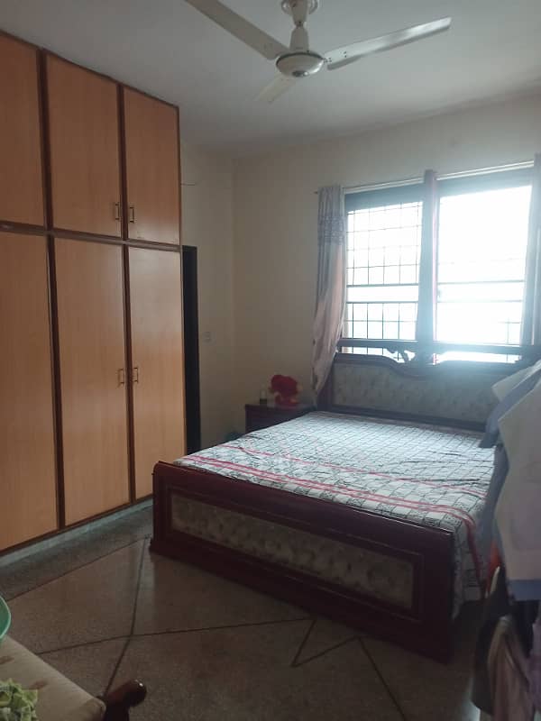 Modal TWON LINK ROAD 1 KANAL UPPER PORTION 2 BAD HOT LOCTIIN FOR RENT 5