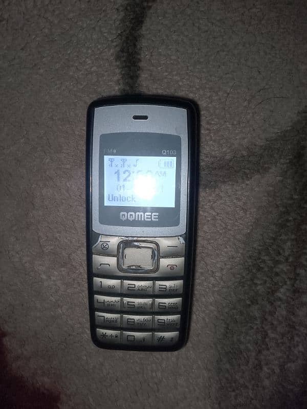 QQMEE keypad mobile 0