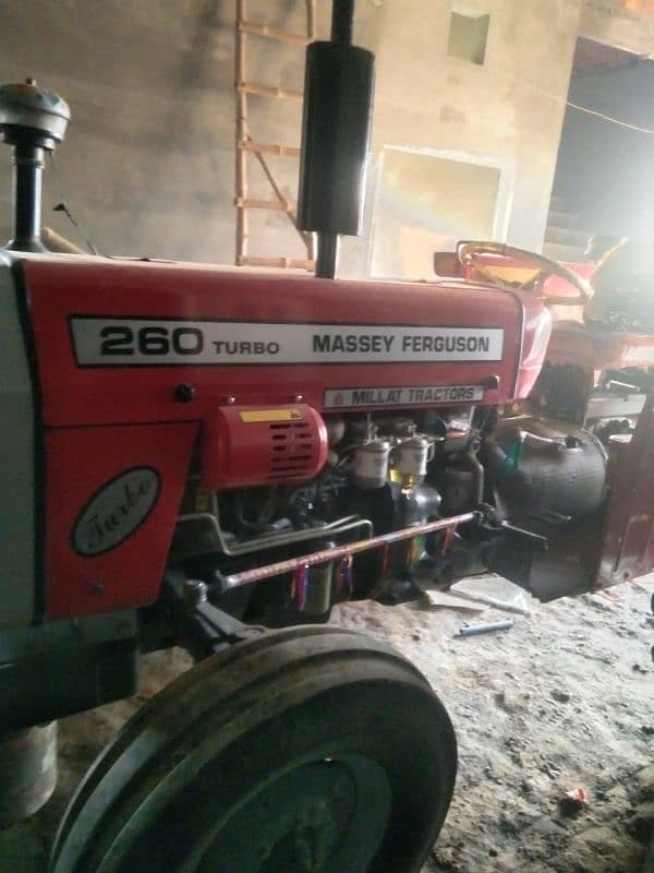 Tractor Messi 260 5