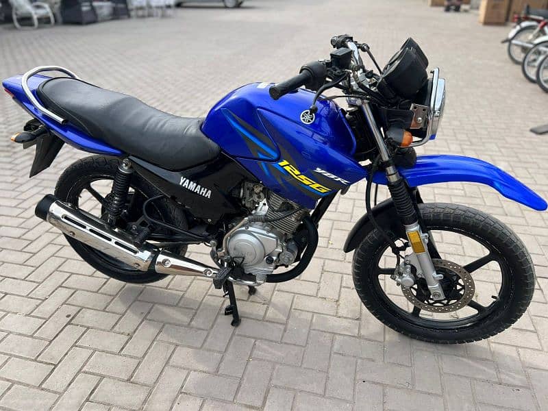 Yamaha Ybr125G 4