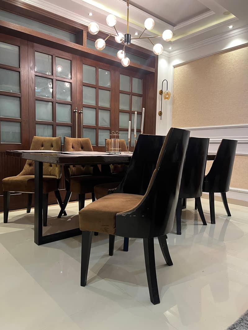 Dining table / wooden table / poshish chairs dining table for sale 2