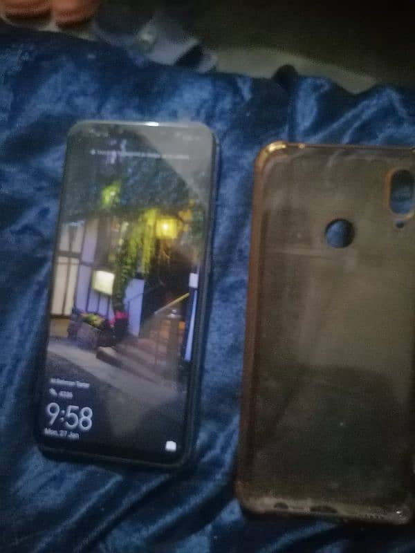 Huawei nova 3i 4/128 whatsapp no 03177088427 6