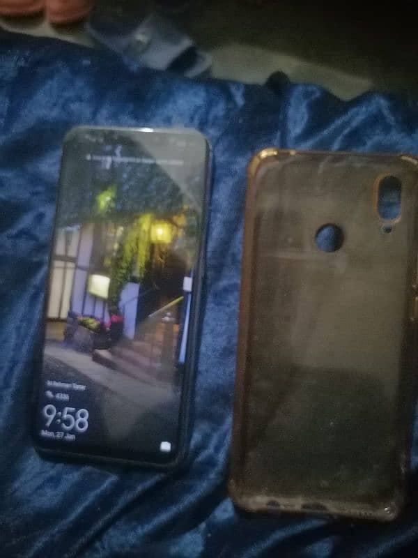 Huawei nova 3i 4/128 whatsapp no 03177088427 8