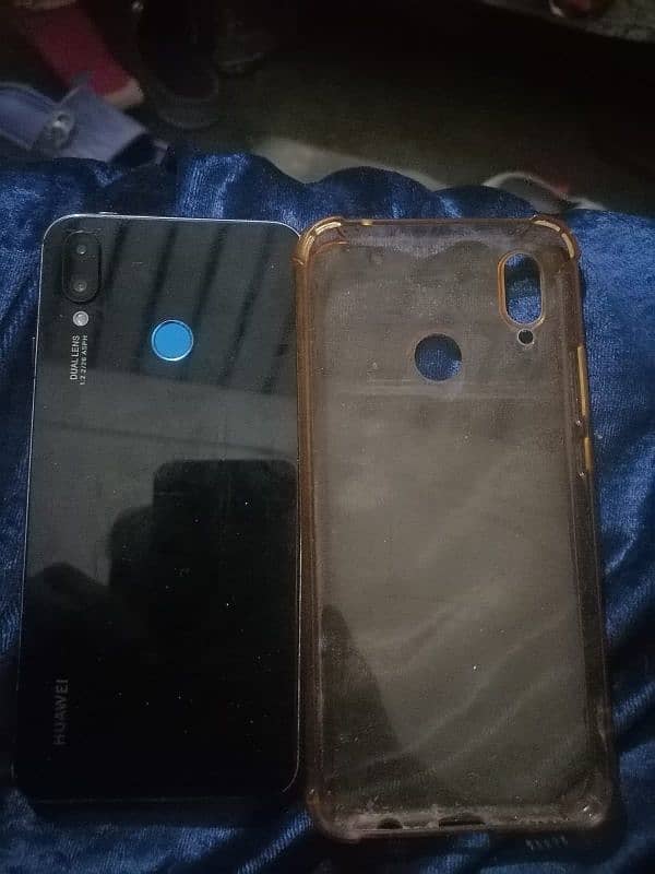 Huawei nova 3i 4/128 whatsapp no 03177088427 9