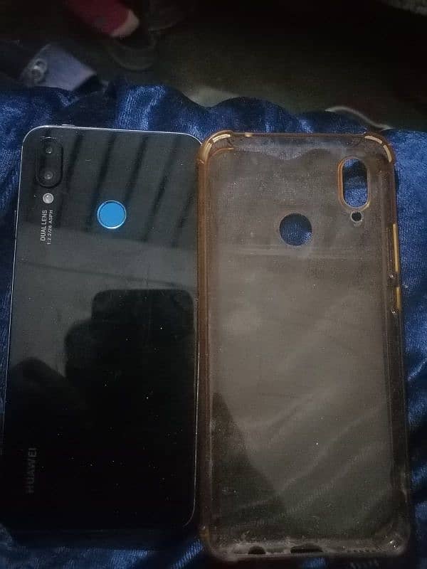 Huawei nova 3i 4/128 whatsapp no 03177088427 11