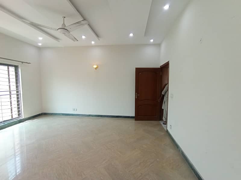 1 Kanal Upper Portion For Rent In DHA Phase 2 Near Park, Mosque & Commercial 3