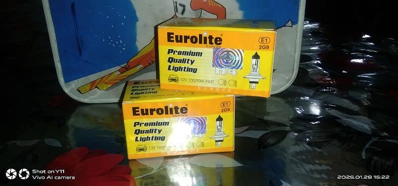 EUROLITE PREMIUM QUALITY HALOGEN BULB IN H4 FITTING 100/90w. 2