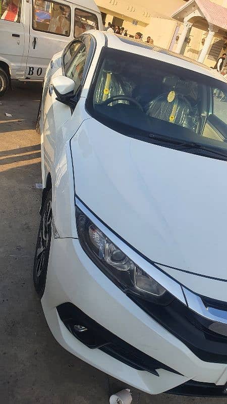 Honda Civic Oriel 2017 3