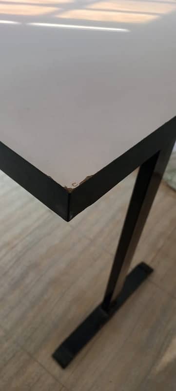 Modern Computer Table - Best Condition 4