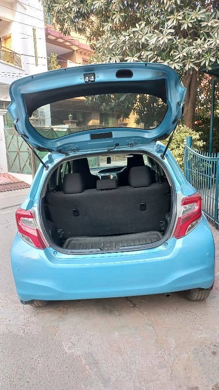 Toyota Vitz 2014/ 2017 spider shap outclass condition 5