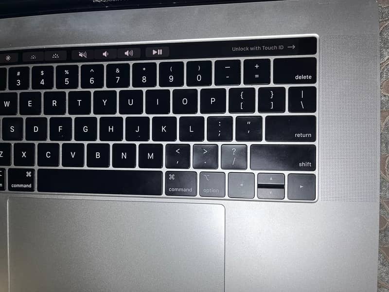 Macbook Pro 2019 10