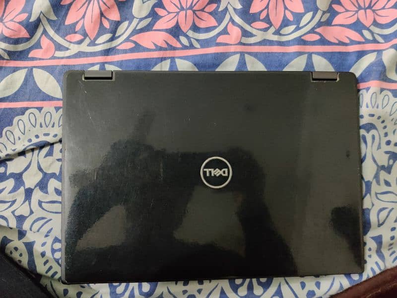 Dell  core i5 8 generation. touch panel + 360 rotation 2