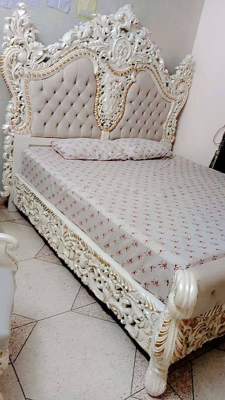 New Brand Bed set of original Chiniot wood. 2