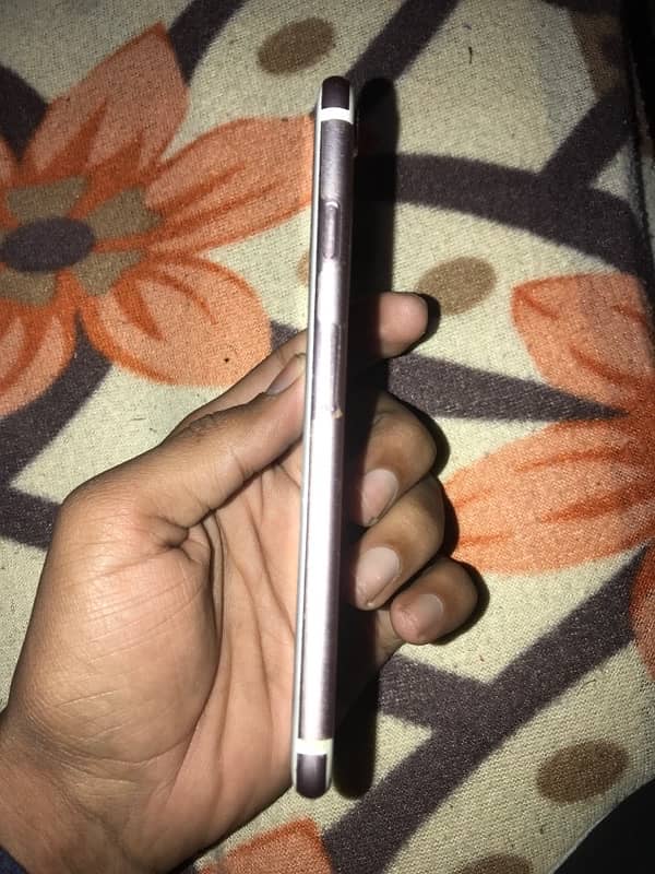 Iphone 7 128 gb pta aproved 3