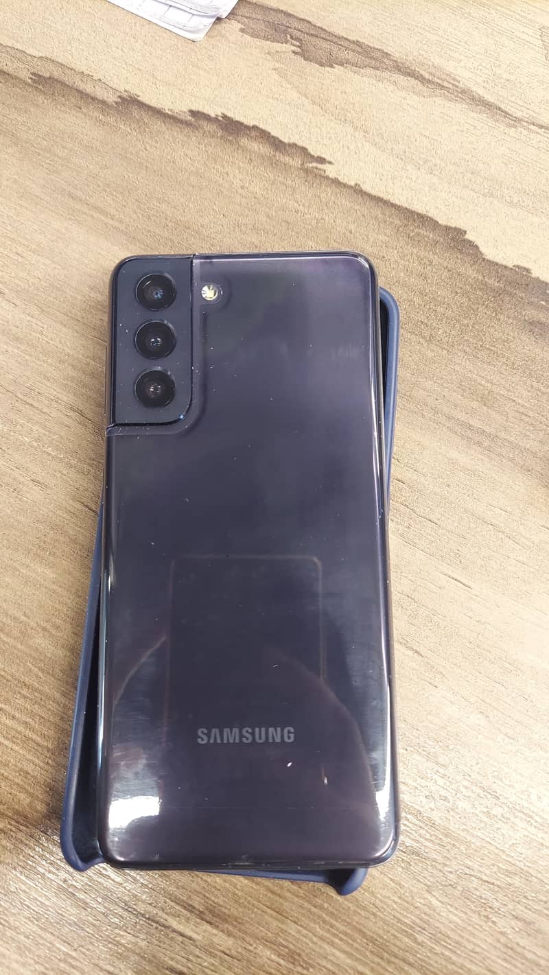 Samsung Mobile S21 6