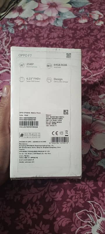 oppo f7 in good condition urgent for sale.    0317.44. 38.227 3