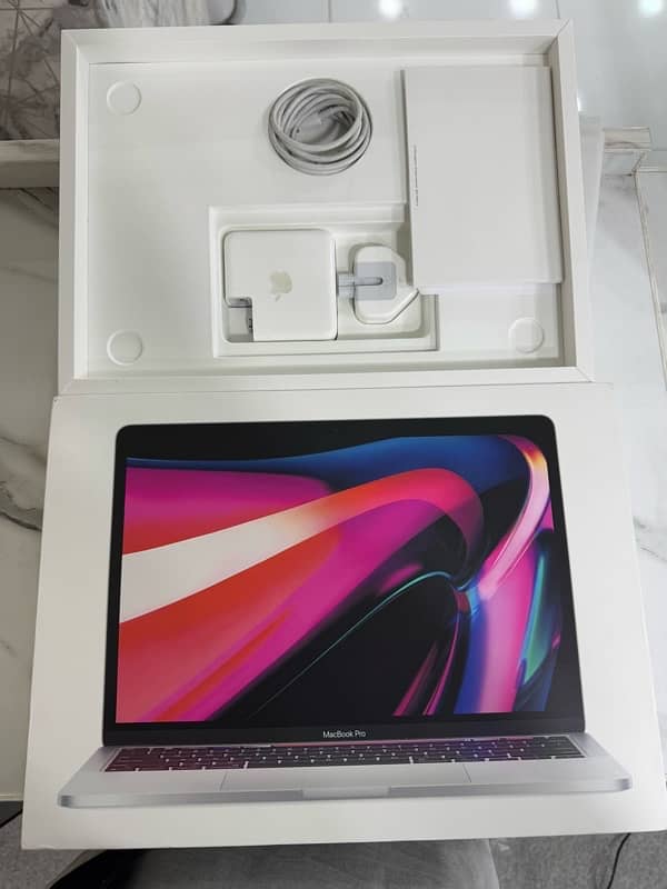 macbook pro m2 chip 2022 model 2