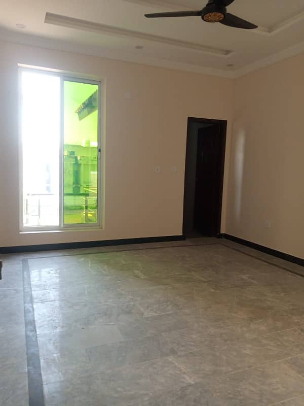 HOUSE AVAILABLE FOR RENT IN BANIGALA 12