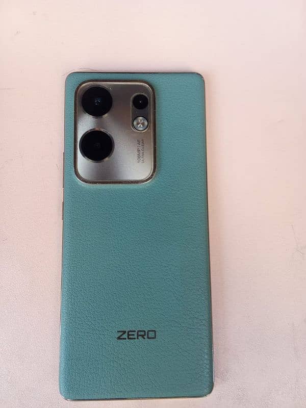 INFINIX ZERO 30 1