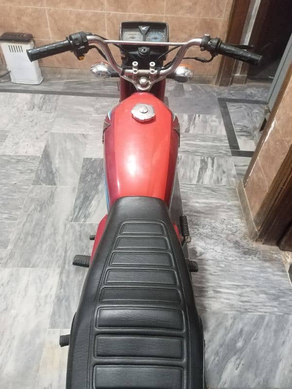 Honda 125 lahor nambar 18 model All oky golden nambar 95 7