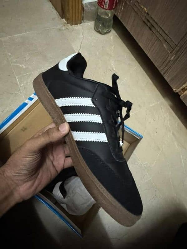 Adidas sneakers 0