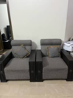 5 seater sofa in a good condition for sale