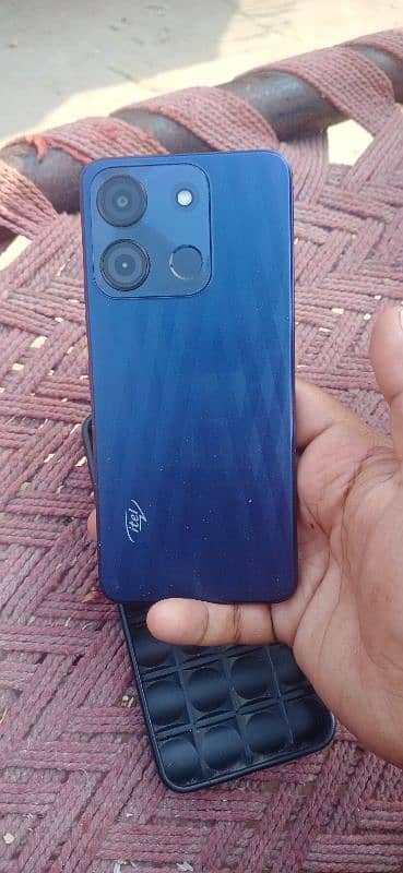 itel a60s 4gb 128gb black with box charger 4