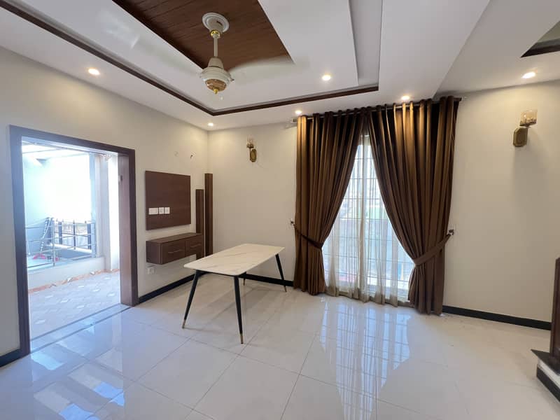 5.5 Marla House Furnished Available For Sale 17