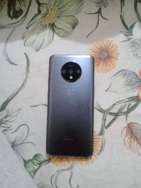 OnePlus 7T 8/128 10/10 condition. . . 0