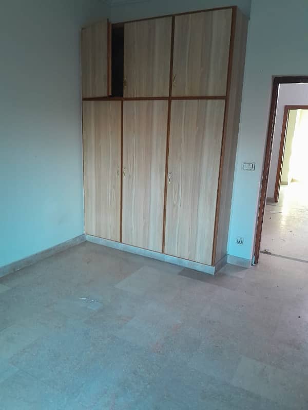 Upper Portion Available For Rent In Johar Town Block Q 6