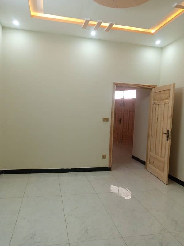 UPPER PORTION AVAILABLE FOR RENT IN BANIGALA 17